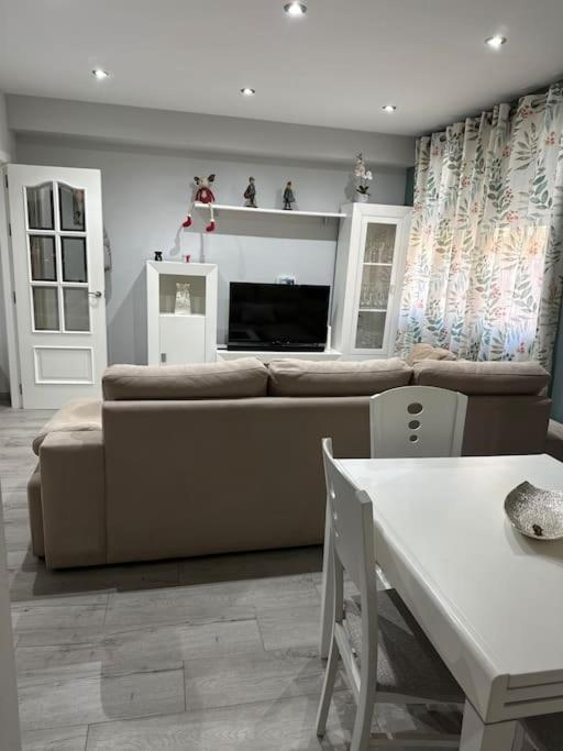Apartamento Turistico O.N Renfe Кордоба Екстериор снимка